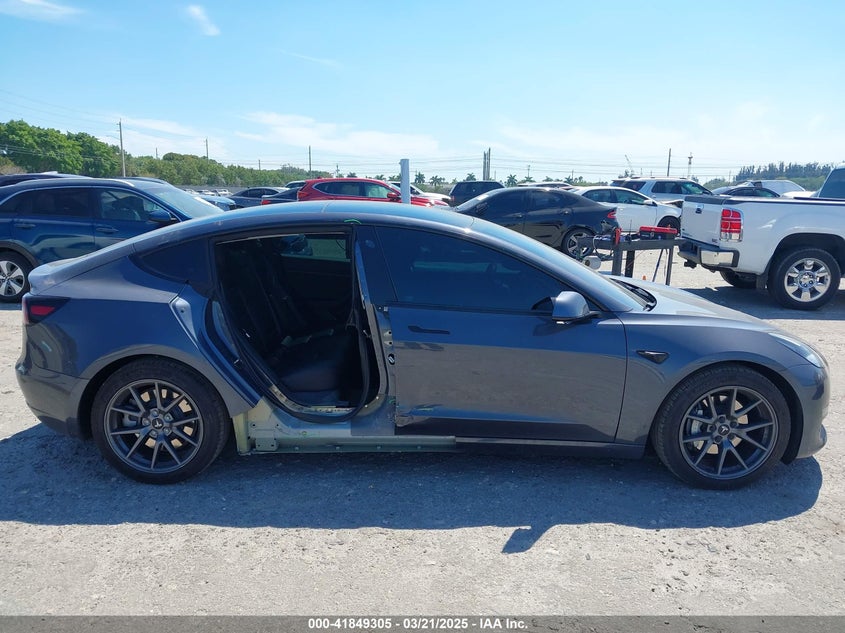 2022 TESLA MODEL 3 VIN: 5YJ3E1EB6NF105861