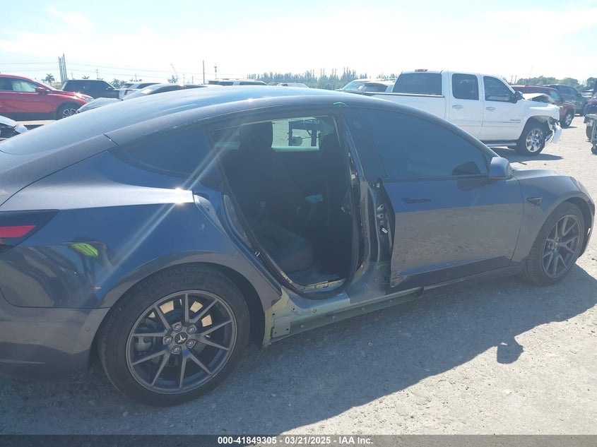 2022 TESLA MODEL 3 VIN: 5YJ3E1EB6NF105861
