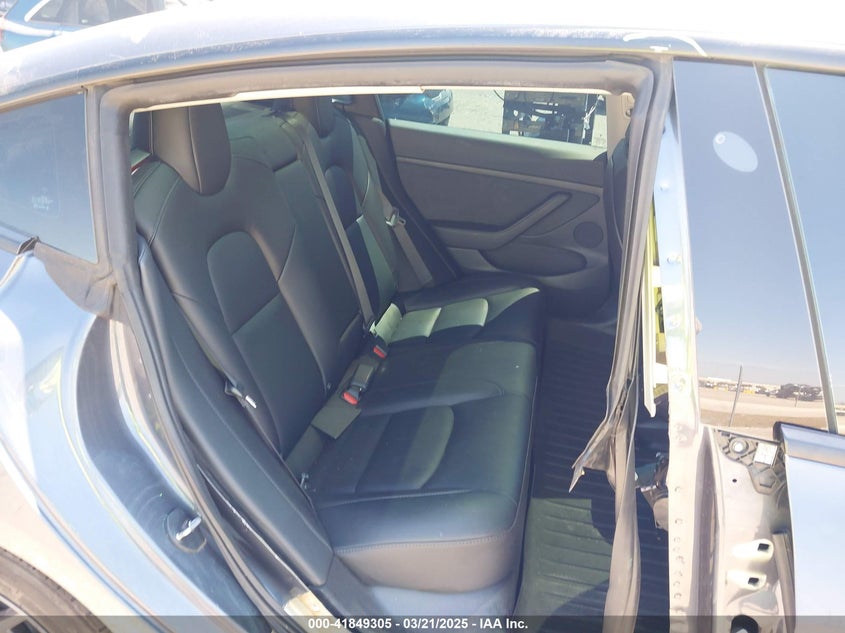 2022 TESLA MODEL 3 VIN: 5YJ3E1EB6NF105861