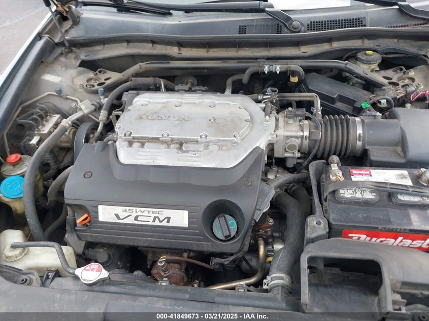 2010 HONDA ACCORD VIN: 1HGCP3F88AA028844
