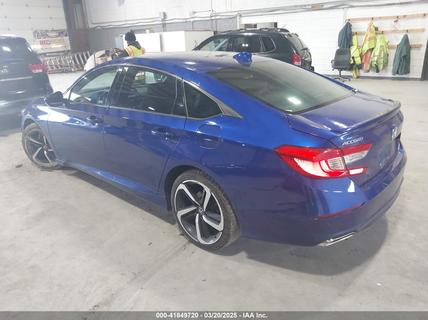 2018 HONDA ACCORD VIN: 1HGCV1F32JA137721