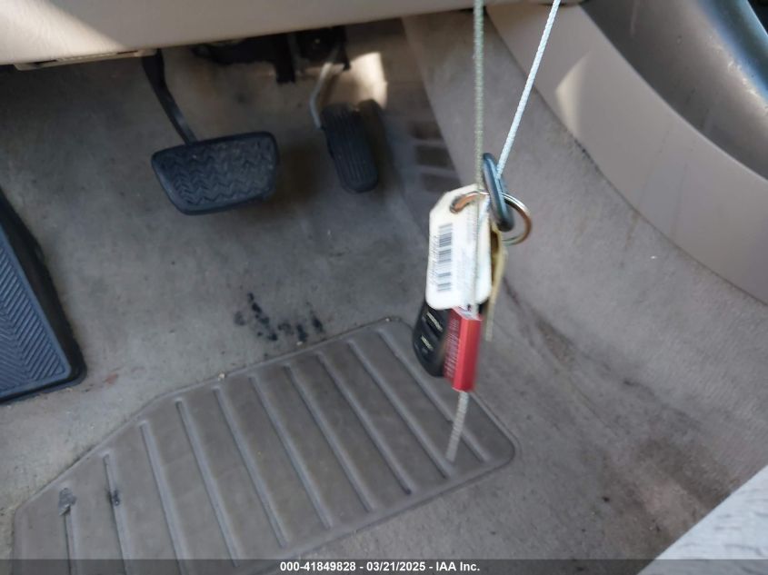 2003 Toyota Camry Le VIN: 4T1BE32KX3U233130 Lot: 41849828