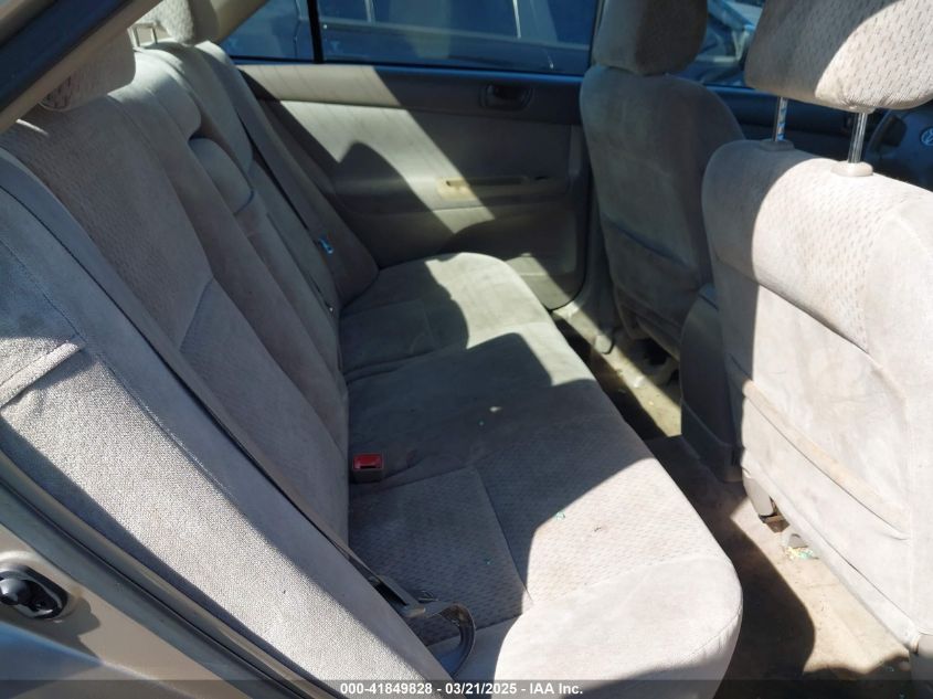 2003 Toyota Camry Le VIN: 4T1BE32KX3U233130 Lot: 41849828