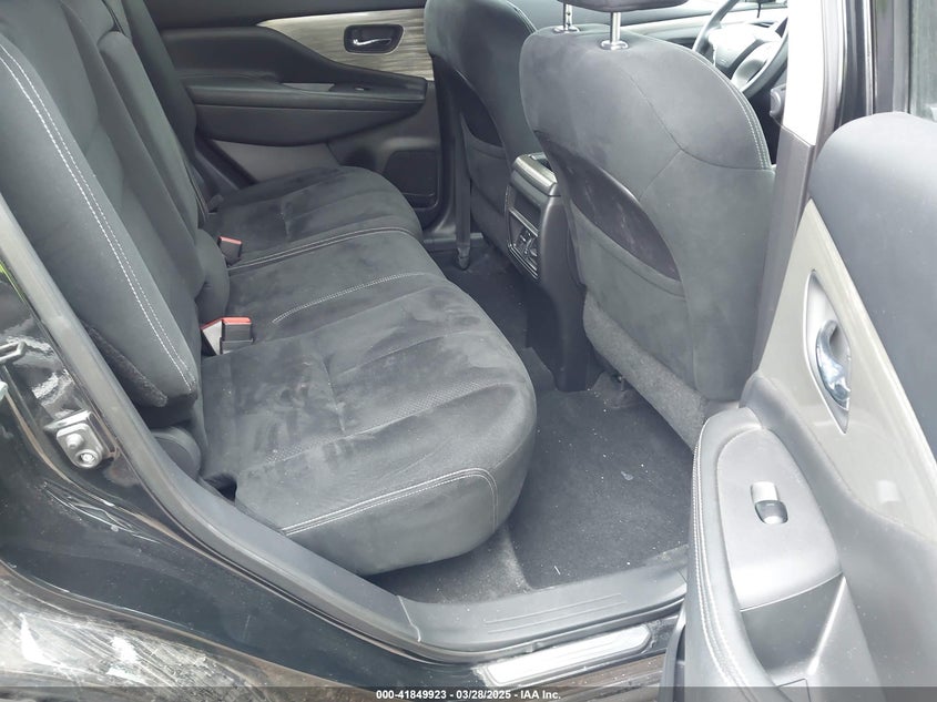 2015 NISSAN MURANO VIN: 5N1AZ2MG1FN271511