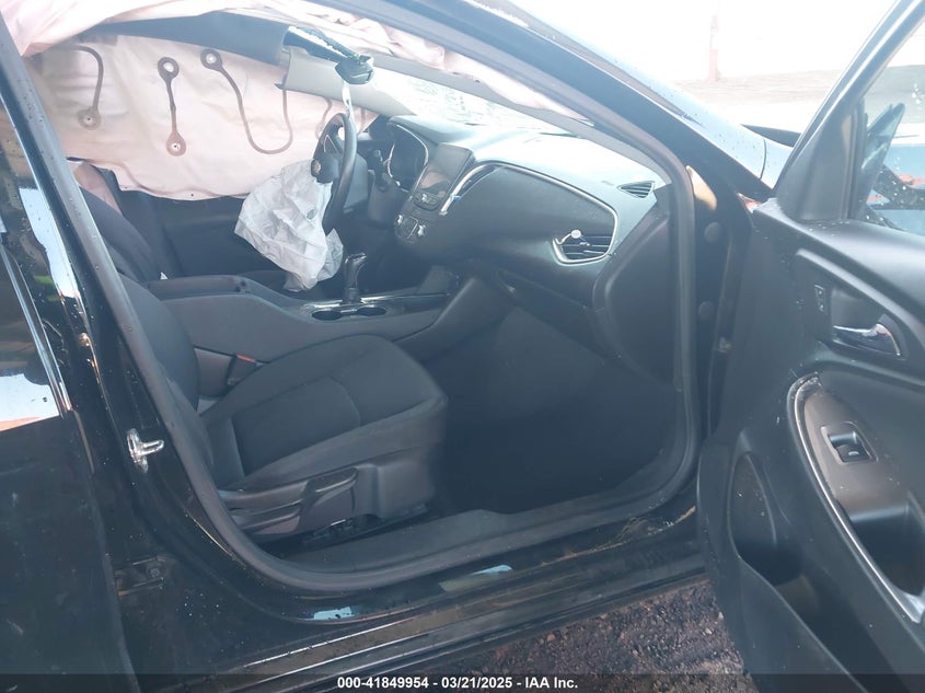 2020 CHEVROLET MALIBU VIN: 1G1ZD5ST8LF018840