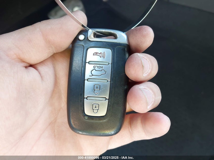 2011 Kia Sorento Sx V6 VIN: 5XYKWDA25BG160578 Lot: 41850096