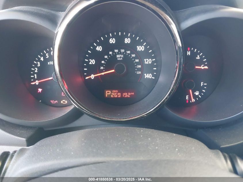 2010 Kia Soul + VIN: KNDJT2A20A7173985 Lot: 41850538