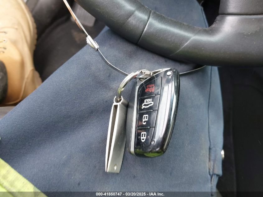 2016 Hyundai Genesis 3.8 VIN: KMHGN4JE8GU138496 Lot: 41850747