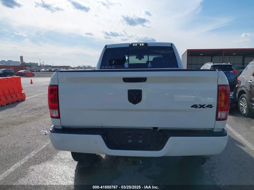 2018 RAM 2500 VIN: 3C6UR5ML1JG177542
