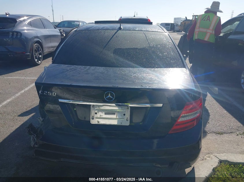2013 Mercedes-Benz C 250 Luxury/Sport VIN: WDDGF4HBXDR298820 Lot: 41851077