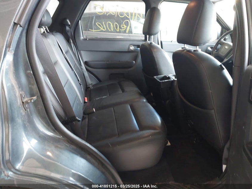 2008 FORD ESCAPE VIN: 1FMCU94148KB93094