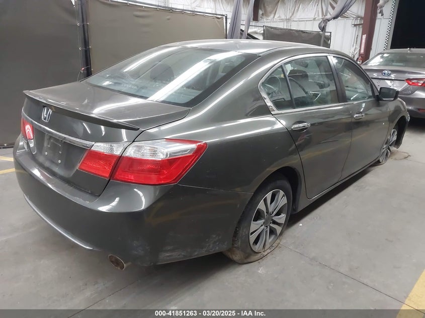 2015 HONDA ACCORD VIN: 1HGCR2F36FA103279