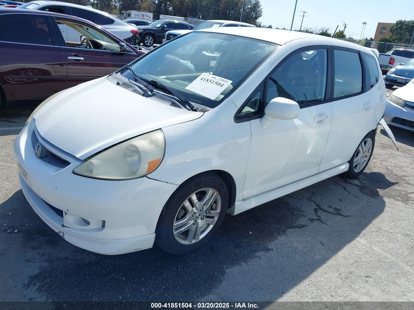 2007 HONDA FIT VIN: JHMGD38657S061824