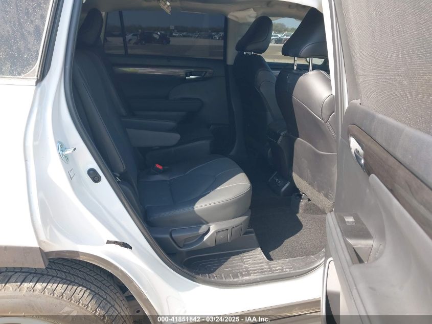 2024 Toyota Highlander - 5TDKDRAHXRS534302