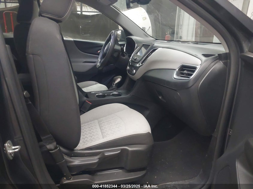 2022 CHEVROLET EQUINOX VIN: 2GNAXUEV6N6144962