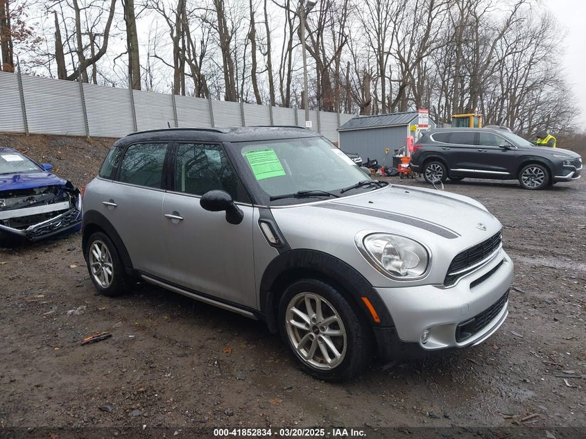 2015 MINI COUNTRYMAN COOPER S - WMWZC5C5XFWP44579