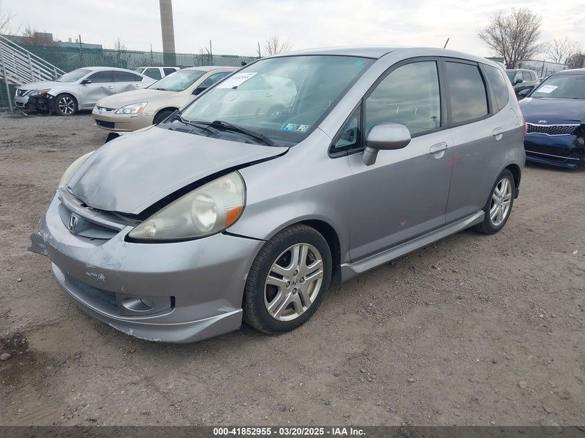 2008 HONDA FIT VIN: JHMGD38668S069724