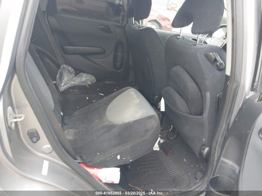 2008 HONDA FIT VIN: JHMGD38668S069724