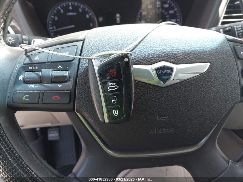 2016 HYUNDAI GENESIS 3.8 - KMHGN4JE5GU113233