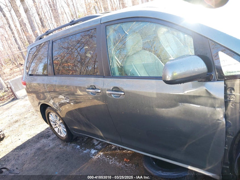 2012 TOYOTA SIENNA VIN: 5TDYK3DC8CS254057