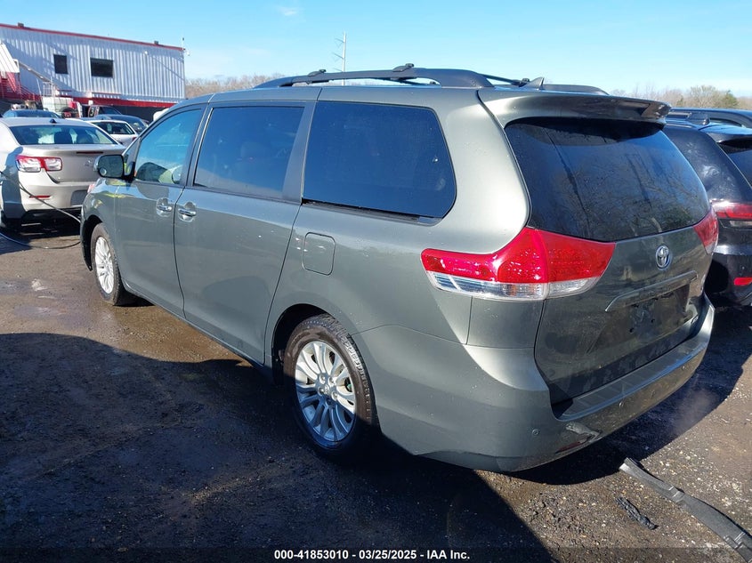2012 TOYOTA SIENNA VIN: 5TDYK3DC8CS254057