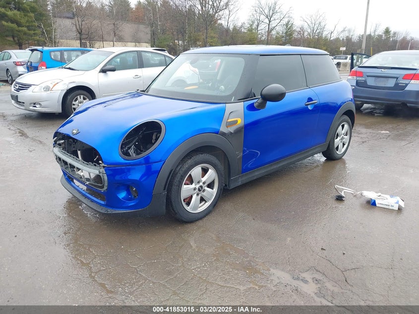 2016 MINI HARDTOP VIN: WMWXP5C51GT739947