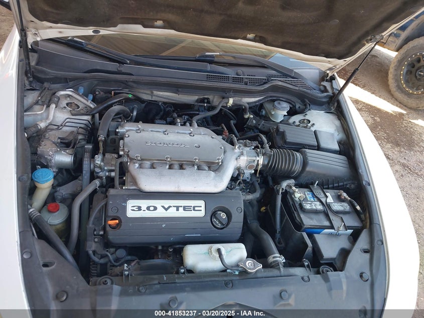 2006 HONDA ACCORD VIN: 1HGCM66526A056811