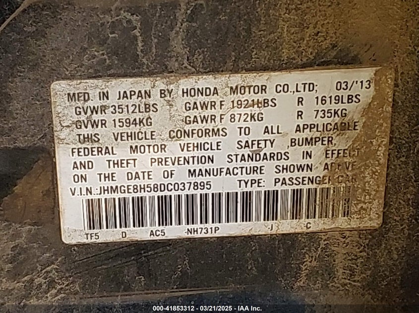 2013 HONDA FIT VIN: JHMGE8H58DC037895