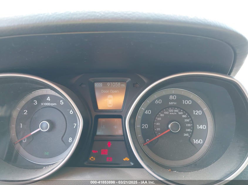 2014 HYUNDAI ELANTRA GT VIN: KMHD35LHXEU221639