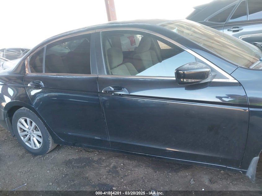 2009 HONDA ACCORD VIN: 1HGCP26379A063532