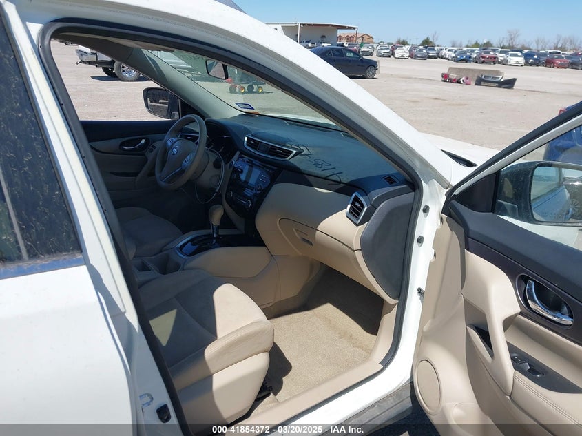 2015 NISSAN ROGUE SV - KNMAT2MTXFP538846