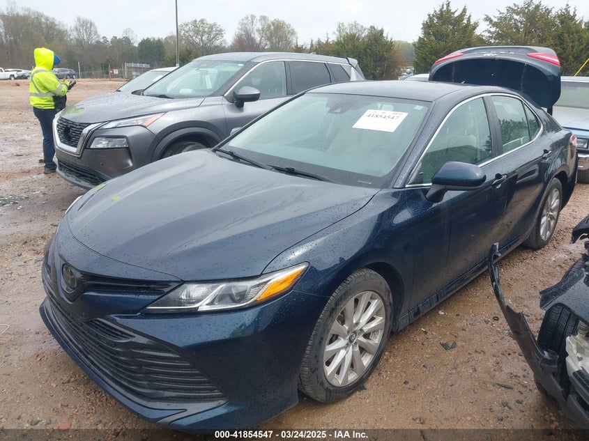 2019 TOYOTA CAMRY LE - 4T1B11HK4KU848696