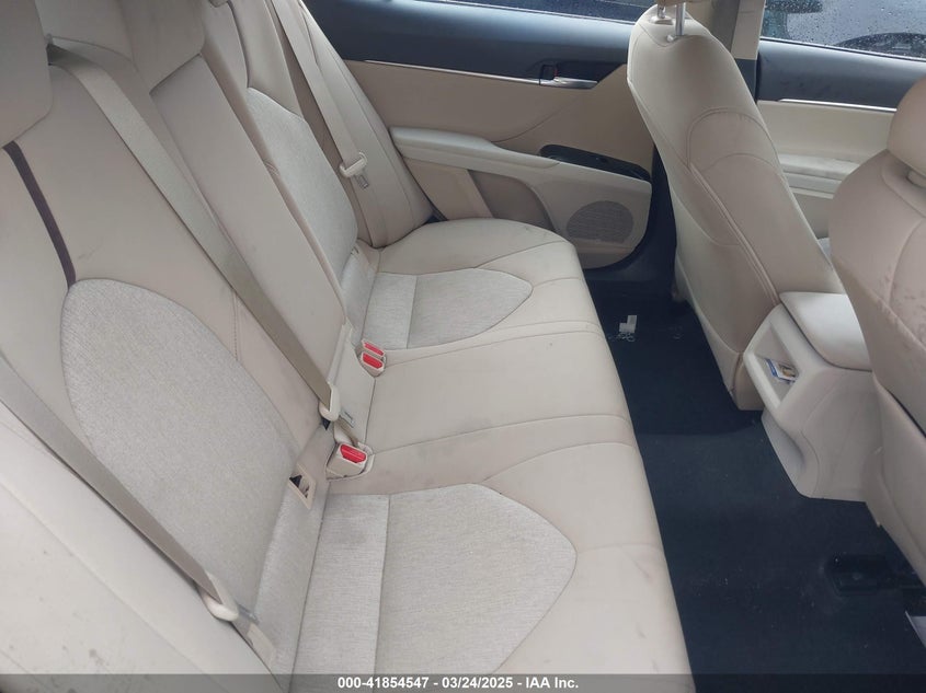 2019 TOYOTA CAMRY LE - 4T1B11HK4KU848696