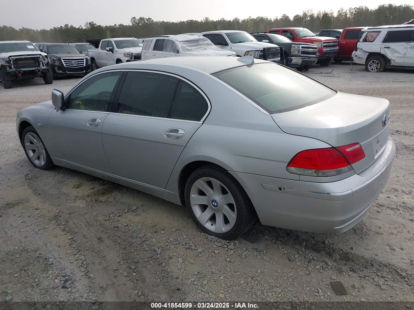 2007 BMW 750LI VIN: WBAHN83527DT65211