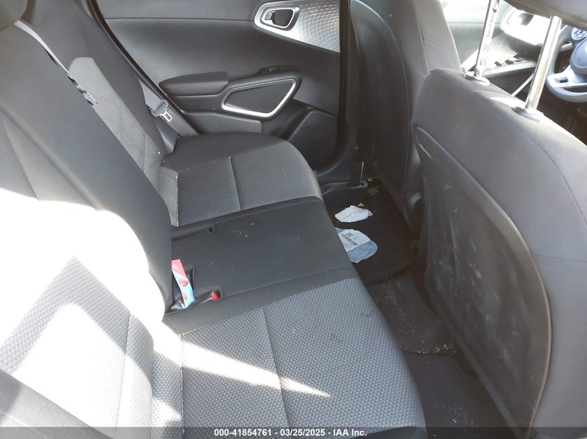 2020 KIA SOUL VIN: KNDJ23AU2L7047365