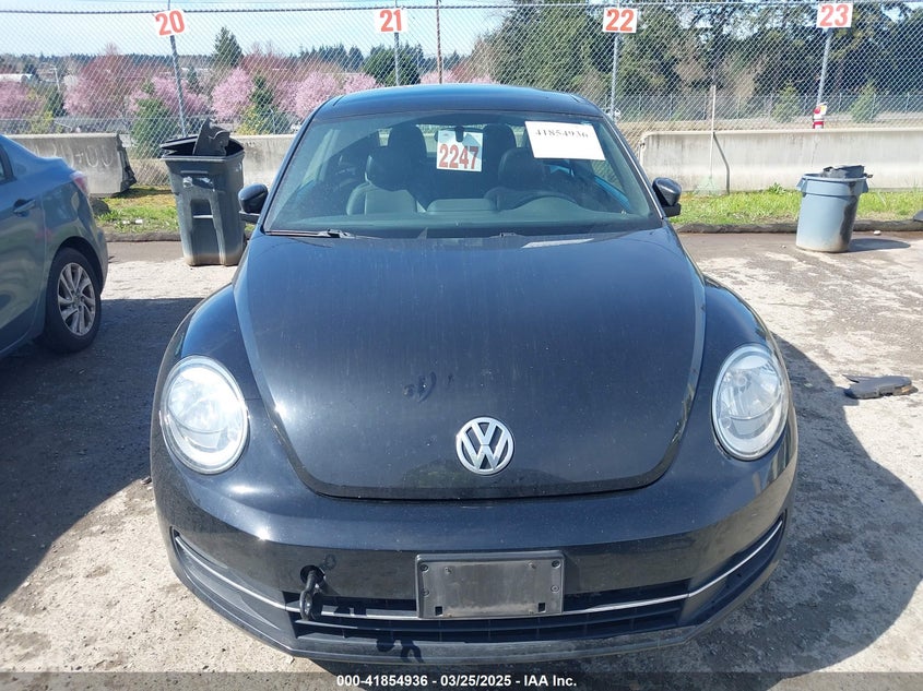 2014 VOLKSWAGEN BEETLE 2.0L TDI - 3VWJL7AT5EM612774