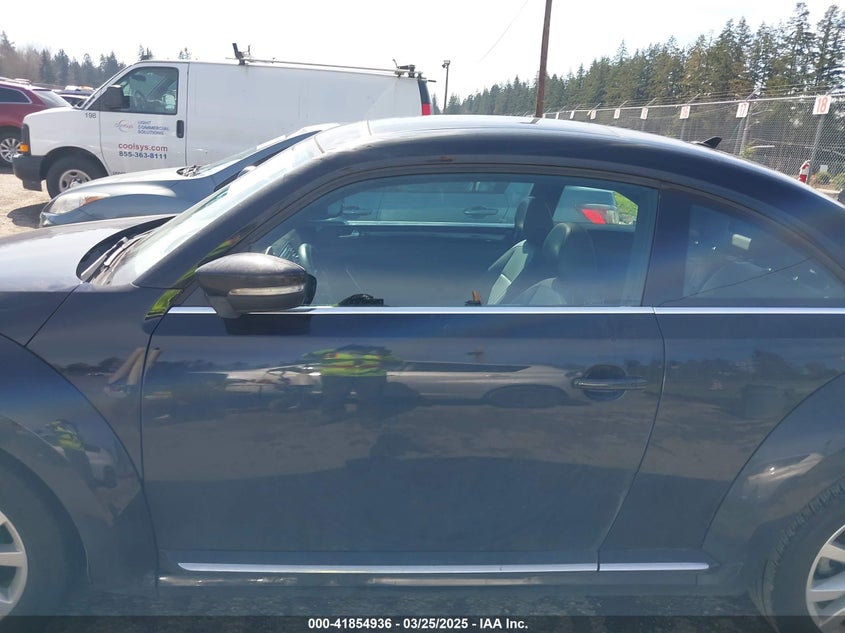 2014 VOLKSWAGEN BEETLE 2.0L TDI - 3VWJL7AT5EM612774