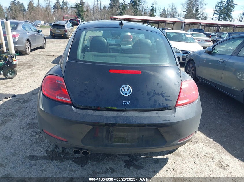 2014 VOLKSWAGEN BEETLE 2.0L TDI - 3VWJL7AT5EM612774