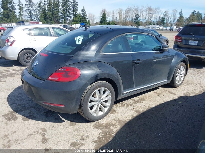 2014 VOLKSWAGEN BEETLE 2.0L TDI - 3VWJL7AT5EM612774