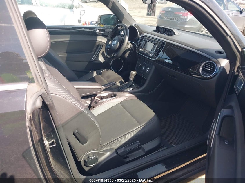 2014 VOLKSWAGEN BEETLE 2.0L TDI - 3VWJL7AT5EM612774