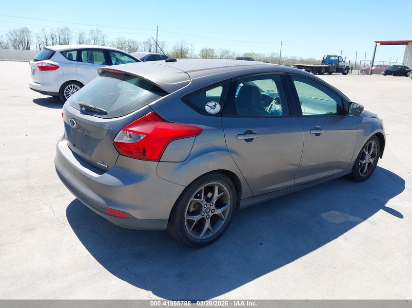 2013 FORD FOCUS VIN: 1FADP3K27DL354556