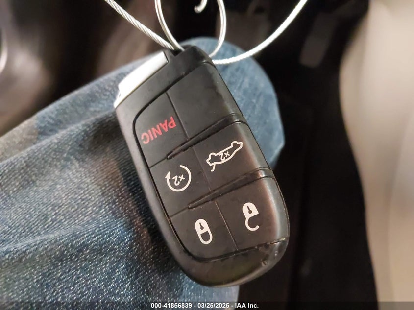 2016 CHRYSLER 200 VIN: 1C3CCCCB6GN108420