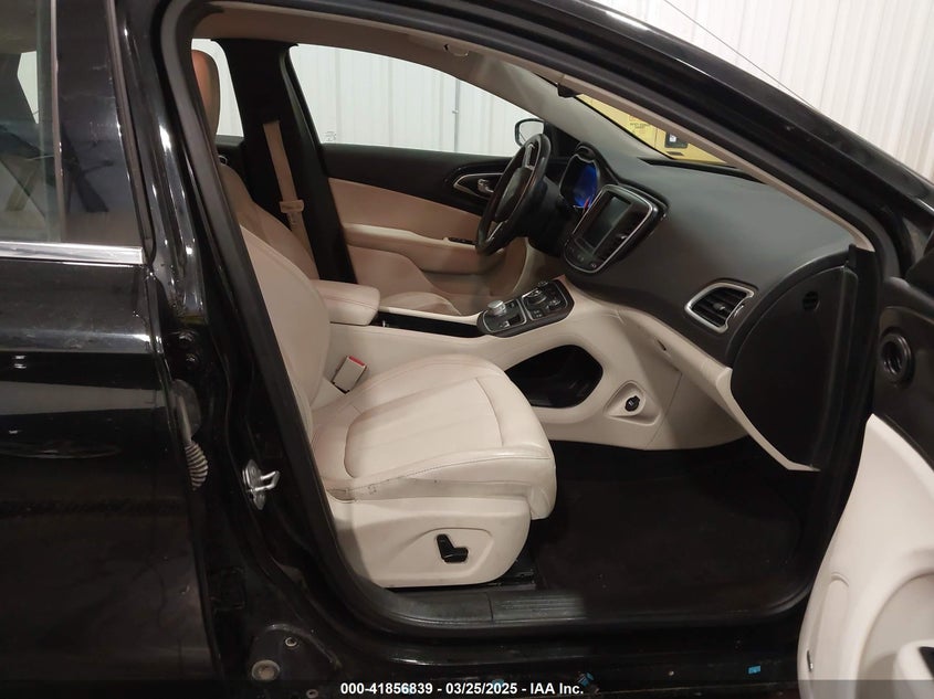 2016 CHRYSLER 200 VIN: 1C3CCCCB6GN108420