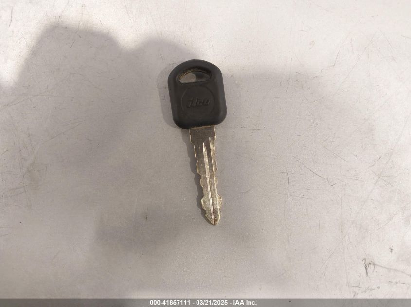 2004 Pontiac Montana T16 W/1Sx Pkg. VIN: 1GMDV03E24D148008 Lot: 41857111