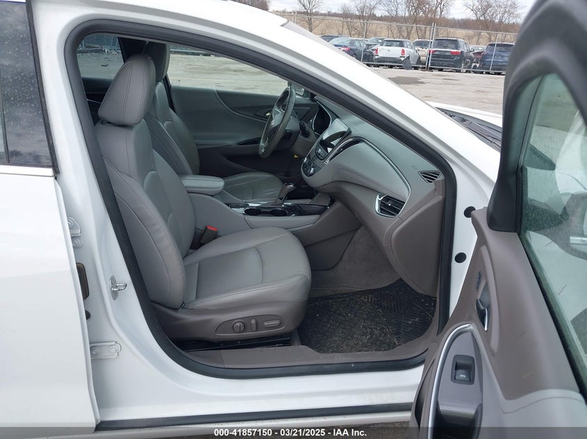2016 CHEVROLET MALIBU VIN: 1G1ZE5ST9GF182259