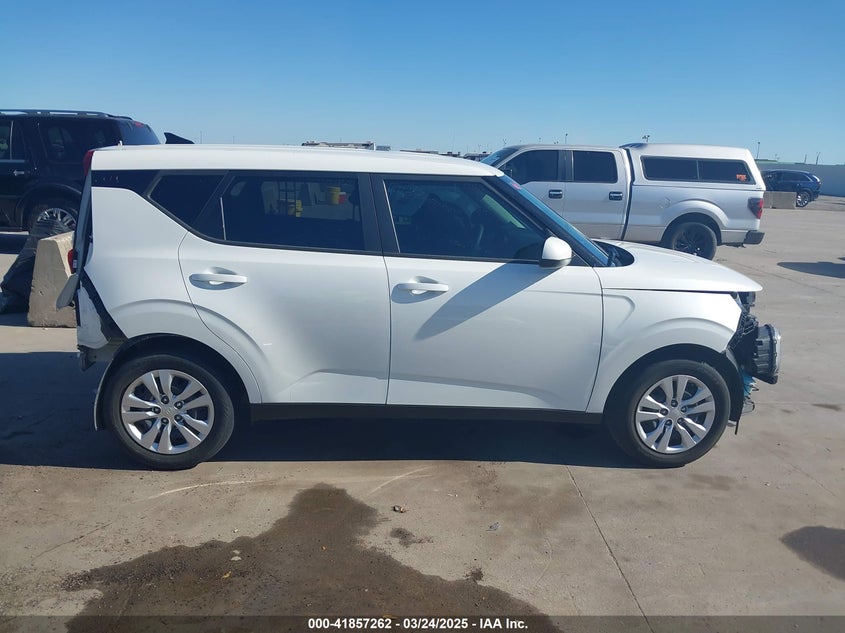 2021 KIA SOUL VIN: KNDJ23AU5M7144920