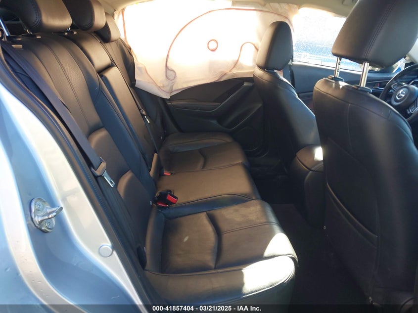 2018 MAZDA 3 VIN: 3MZBN1M32JM176063