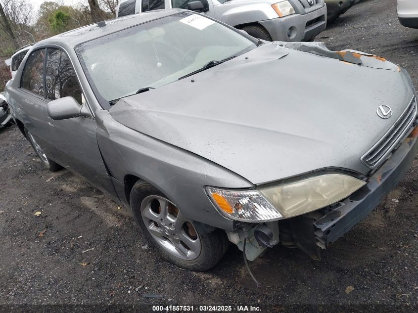 2000 Lexus ES 300