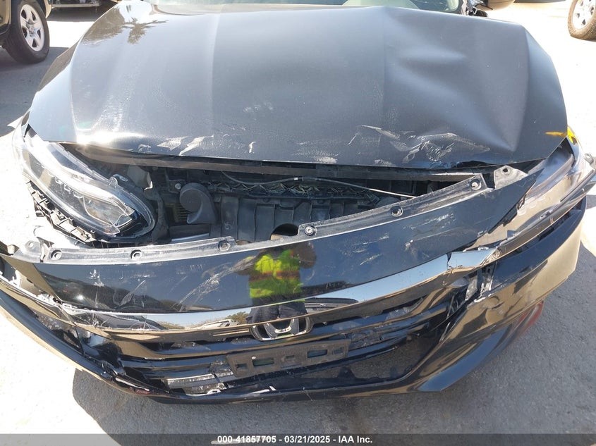 2018 HONDA ACCORD VIN: 1HGCV1F39JA173342