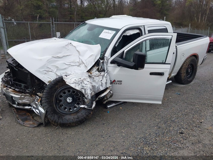 2016 RAM 1500 VIN: 1C6RR7KM0GS339496